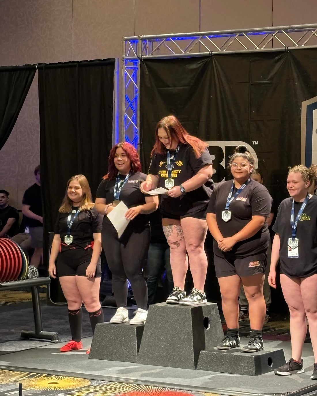 Powerlifting for Women: A Guide to Training, Benefits, and the Menstrual Cycle