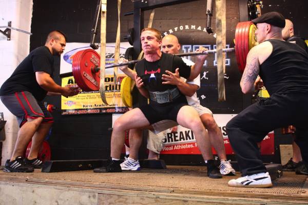 The Art of the Spot: A Guide to Safe and Effective Spotting in Powerlifting