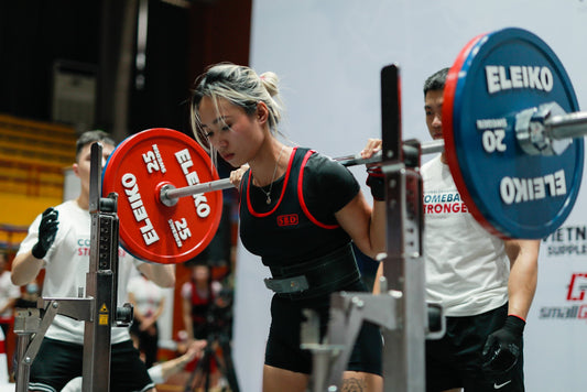 Hand Placement for Squats – Finding the Perfect Grip for Stability & Strength